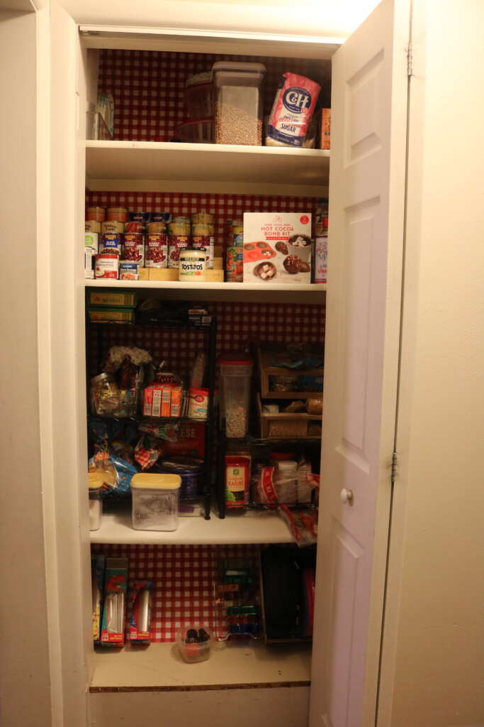 shelf liners project: Finished Full Pantry