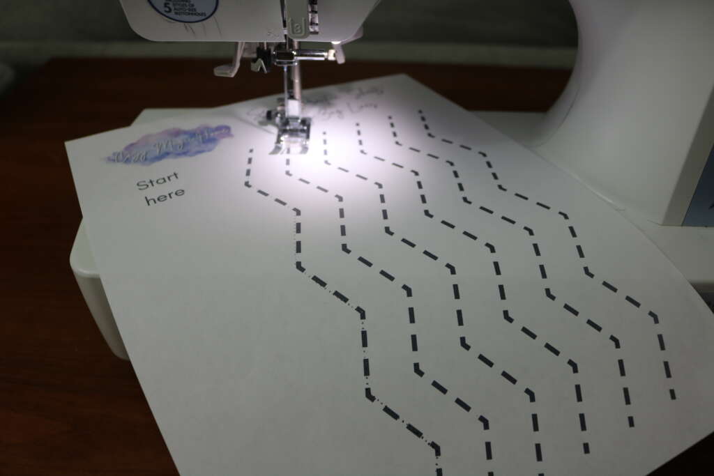 sewing practice sheets - zig zag lines startubg